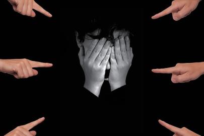 Akran zorbalığıyla mücadelede yeni dönem. İstanbul'un 25 ilçesinde başladı, yaygınlaşacak