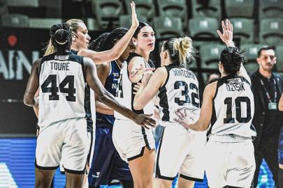 Beşiktaş, Nesibe Aydın'ı mağlup etti