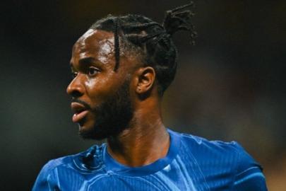 Chelsea, Raheem Sterling'in sözleşmesini feshetti