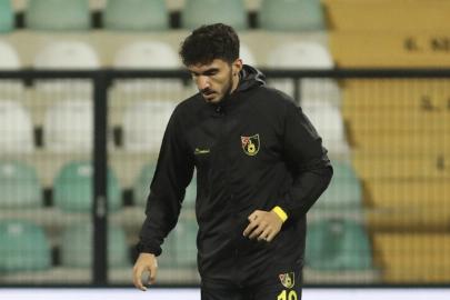 Emir Kaan Gültekin, Bursaspor'a transfer oldu