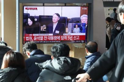 Eski Güney Kore Devlet Başkanı Yoon’a hapis cezası