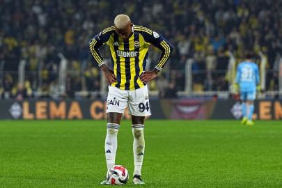 Fenerbahçe, sahasında 3. kez puan kaybetti