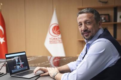 Hidayet Türkoğlu, AA'nın "Yılın Kareleri" oylamasına katıldı