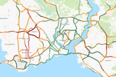 Kar yağdı, İstanbul'da trafik yüzde 80'e çıktı