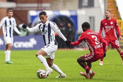 Kasımpaşa - Antalyaspor maçında gol sesi çıkmadı