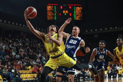 Mersin Spor, Bahçeşehir Koleji'ni uzatmada geçti