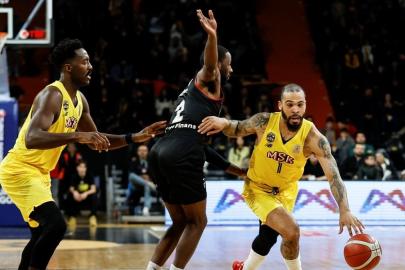Mersin Spor, Manisa Basket'i mağlup etti