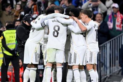 Real Madrid, Barcelona'nın yenildiği haftada zirveye yaklaştı