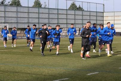 Rizespor, İstanbul'dan puanla dönmeye odaklandı