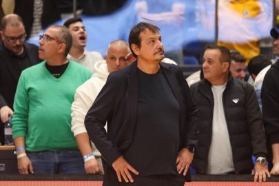 TBF, Ergin Ataman'a yapılan saldırı için inceleme talep etti