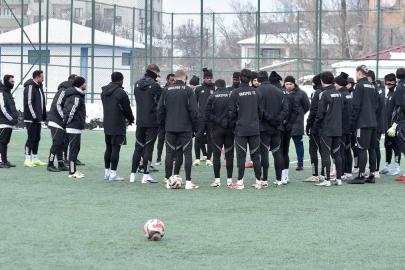 Vanspor, 5 transferle kadrosunu güçlendirdi!