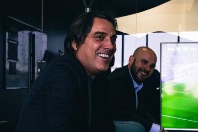 Vincenzo Montella, Al Ahli'yi ziyaret etti