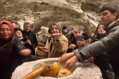 Yerin 150 metre altında şifa arıyorlar. Astım ve KOAH hastaları buraya koşuyor