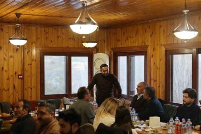 Akçadağ’da Ramazan’ın ilk iftarı şehit aileleri ve gazilerle yapıldı