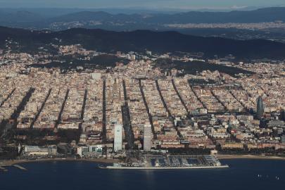 Barcelona yolcuları dikkat! Turist vergileri iki katına çıktı