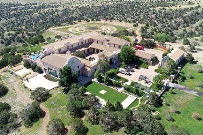 Epstein'in çiftliğine soruşturma, belgelerdeki iddialar araştırılacak