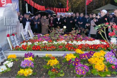 Erbakan vefatının 15'inci yılında dualarla anıldı