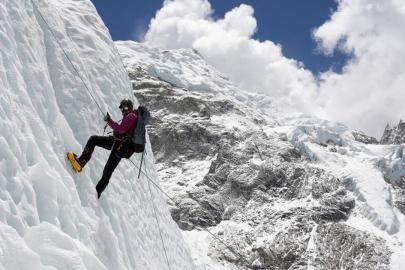 Everest'e tırmanmak için "7 bin metre" şartı 