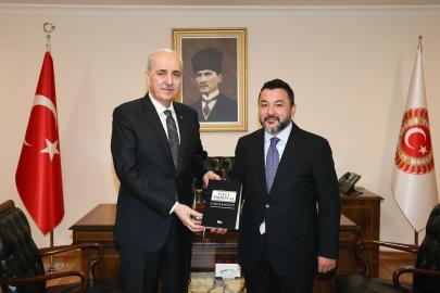 ICYF Başkanı Ayhan, Gazze Mahkemesi nihai kararını TBMM Başkanı Kurtulmuş’a takdim etti