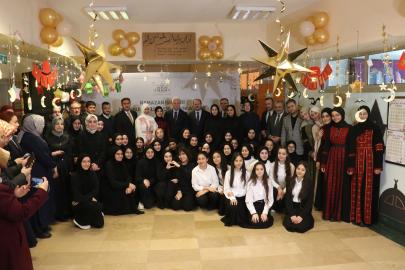 İstanbul'da okullar Ramazan için süslenip aydınlandı