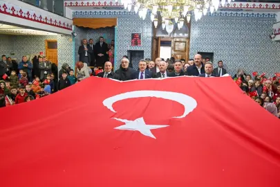 Trabzon’da Başkan Genç ve çocuklar şehit Eren Bülbül’ü unutmadı