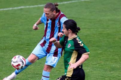 Trabzonspor - Ünye Kadın SK maçında gol sesi çıkmadı