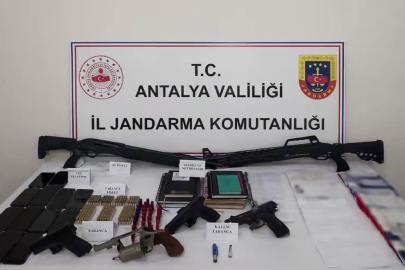 11 ilde tefecilik ve nitelikli yağma operasyonu: 61 şüpheli yakalandı
