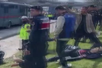 Cezaevi araçları TEM'de kaza yaptı: 15 yaralı