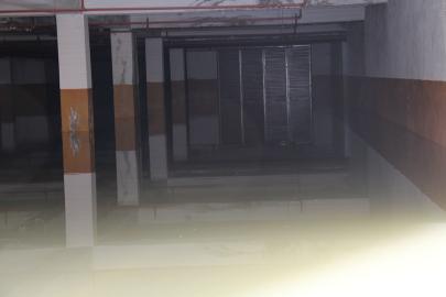 Her yağışta tekrarlayan tehlike: Diyarbakır’da Maliye Konutları sular altında