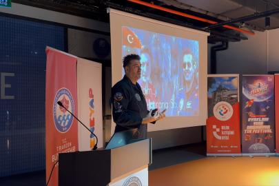 HÜRKUŞ pilotu Özpala Trabzon’da gençlerle buluştu