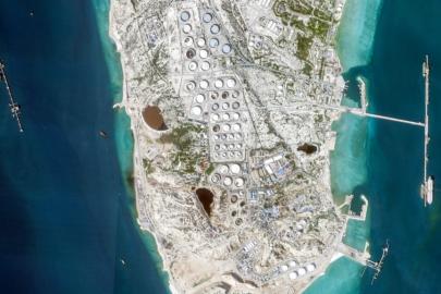 İran ABD askerine hazırlanıyor. "Hark Adası'na mayınlar döşeniyor"