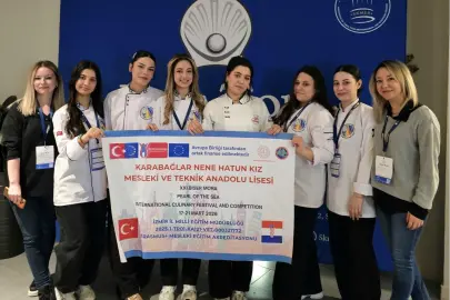 İzmirli öğrenciler Türk mutfağını uluslararası platformda tanıttı