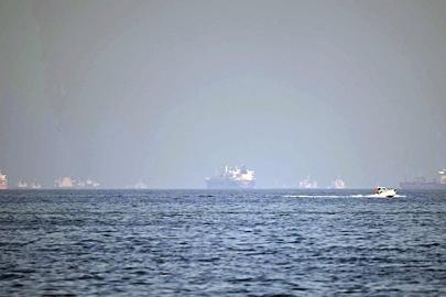 Körfez'deki gemilerin savaş riski sigortaları iptal ediliyor