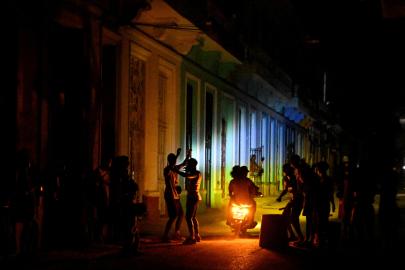 Küba'da 6 büyüklüğünde deprem. Elektrik şebekesi tamamen çöktü