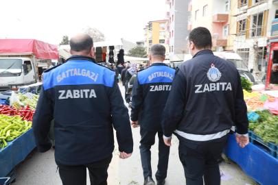Malatya'da semt pazarlarında zabıta denetimi