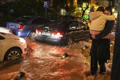 Meteorolojiden sel uyarısı