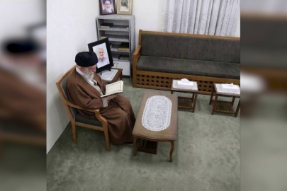 Saldırıdan dakikalar önce. İran Hamaney'in son fotoğrafını paylaştı