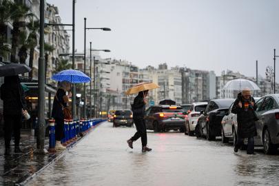 Sıcaklık azalacak, yağış geri geliyor. Bayramda hava nasıl olacak? 