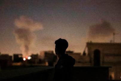 Tahran sokakları bomboş. 2 günde 100 bin kişi kenti terk etti