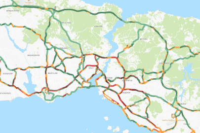 Trafiğe yağmur etkisi. Adım adım ilerliyor
