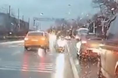 Trafikte terör estiren sürücü yakalandı. Ehliyetine el konuldu