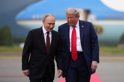 Trump ve Putin telefonda görüştü. İran ve Ukrayna savaşı masada