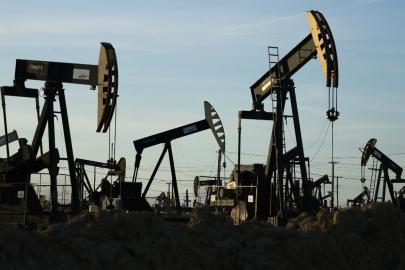 Trump'ın mesajı piyasaları salladı, petrol fiyatları düşmeye başladı