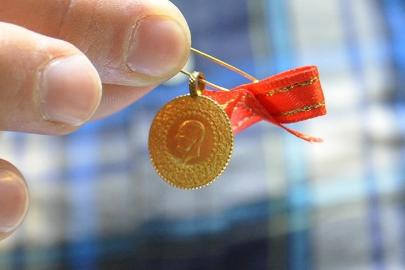 Altın fiyatları canlı 8 Nisan 2026: Altın fiyatları ne kadar oldu? Gram, çeyrek, yarım ve cumhuriyet altını alış satış fiyatları