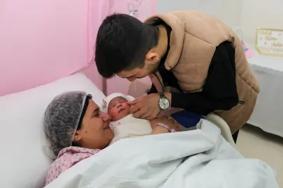 Gaziantep'de tüp bebek desteğinin ilk bebeği dünyaya geldi