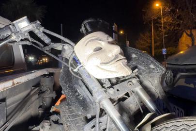 İstanbul'da V for Vendetta'ya trafikten men