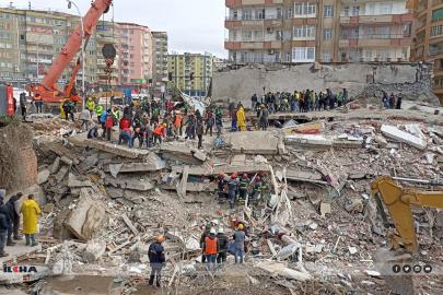 Kırmızı bültenle aranan firari müteahhit Tayland’da yakalandı
