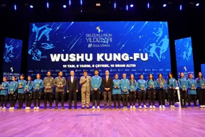 Konya Selçuklu'nun gururlandıran yıldızları ödüllendirildi