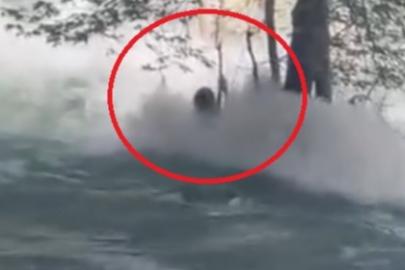 Mersin'de Berdan Çayı'na atlayan genç, suda kayboldu