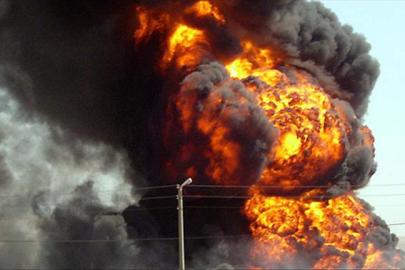 Rusya'da havai fişek deposunda patlama